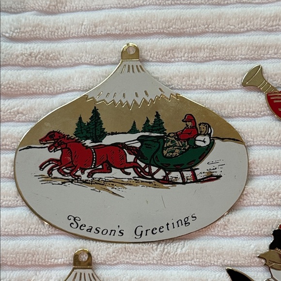 Festive Vintage Gold Holiday Ornaments - Picture 3 of 7